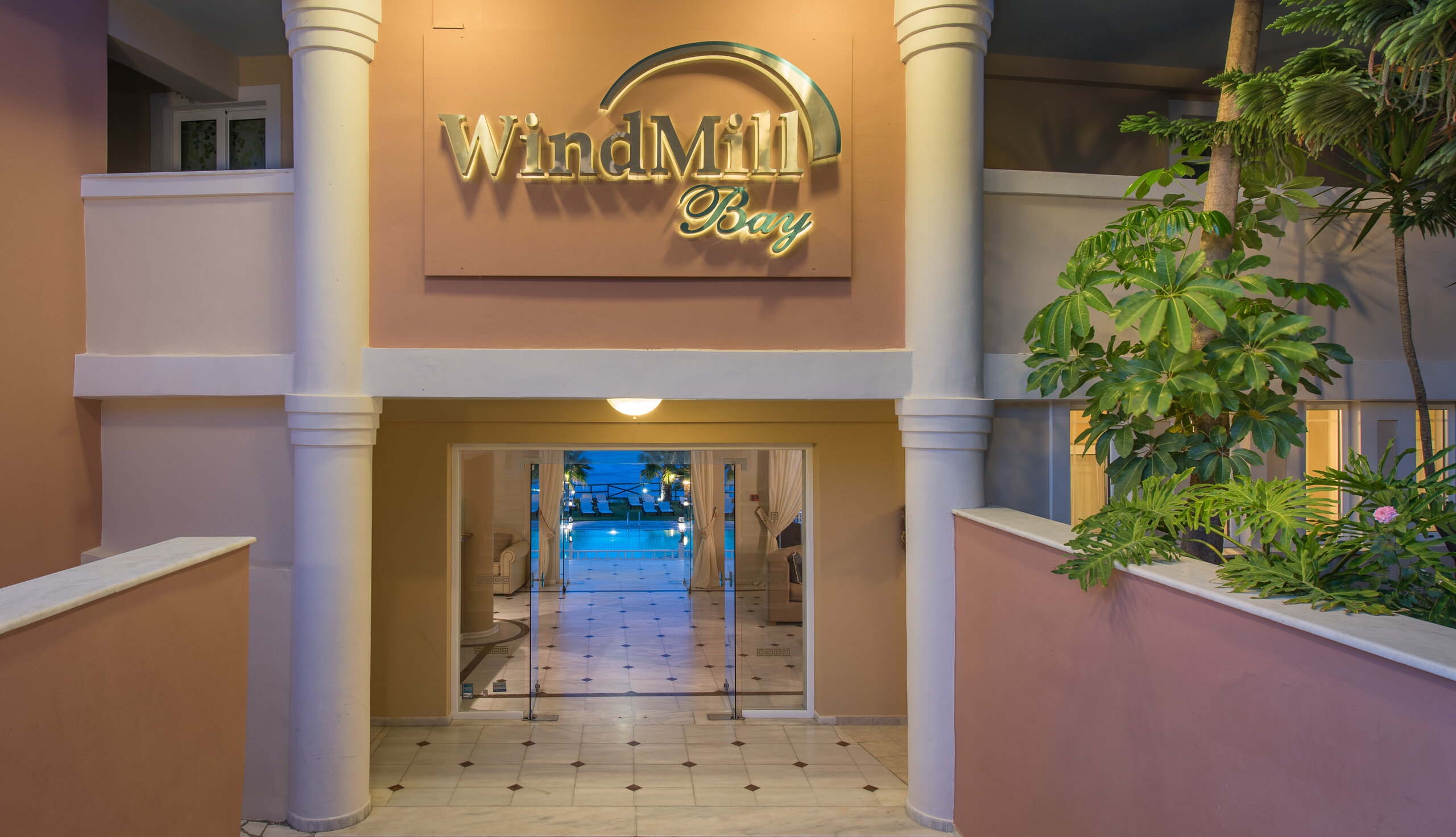 Фото Windmill Bay Aparthotel