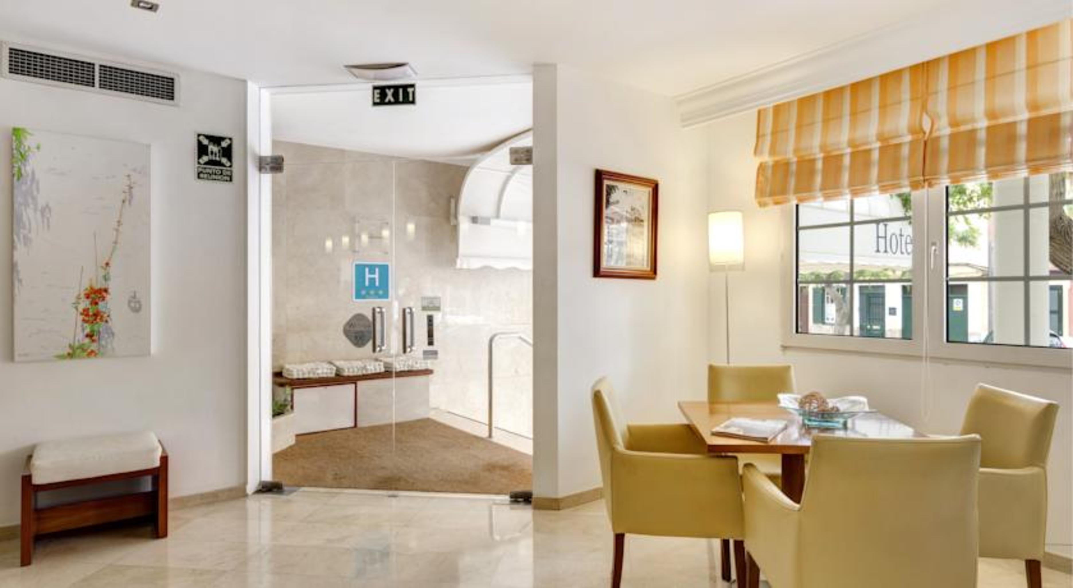 Фото Hotel Menorca Patricia