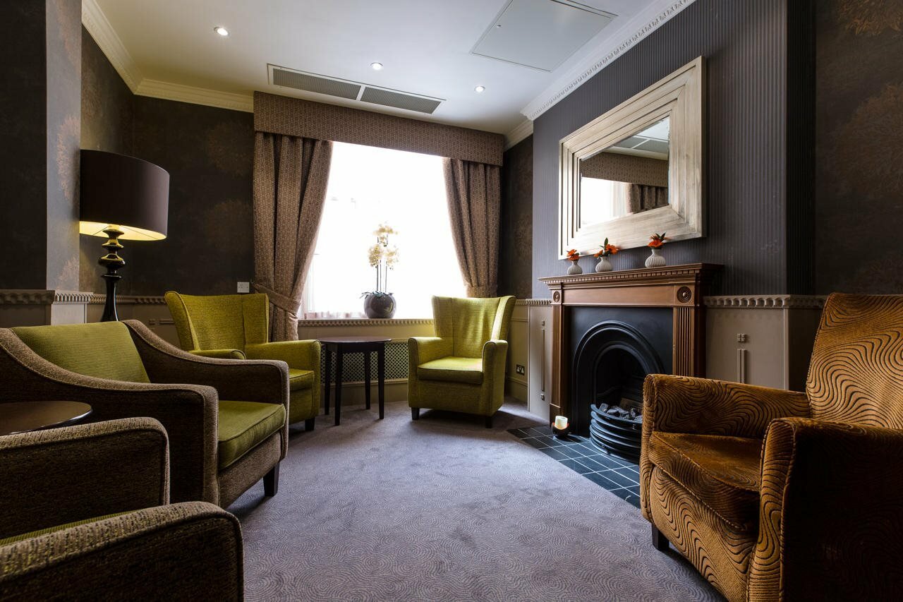 Фото Phoenix Hotel