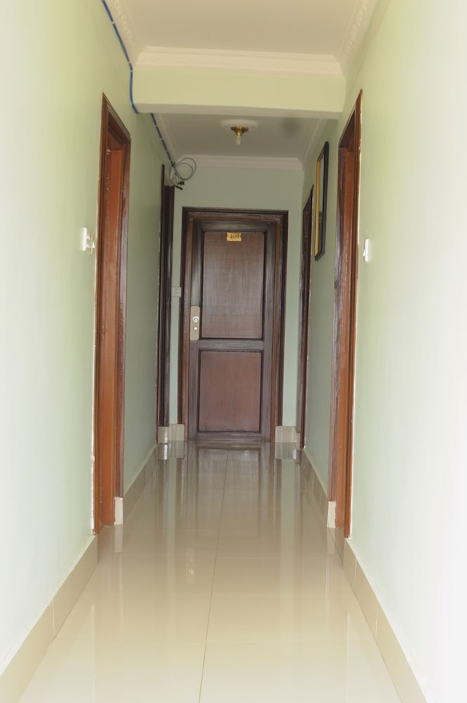 Фото Hotel Brihaspati