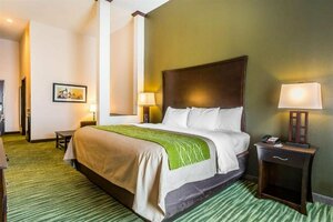 Гостиница Comfort Inn & Suites Moore - Oklahoma City