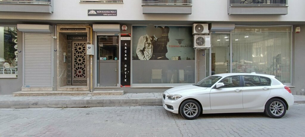 Opticial store Arcan Optik, Izmir, photo