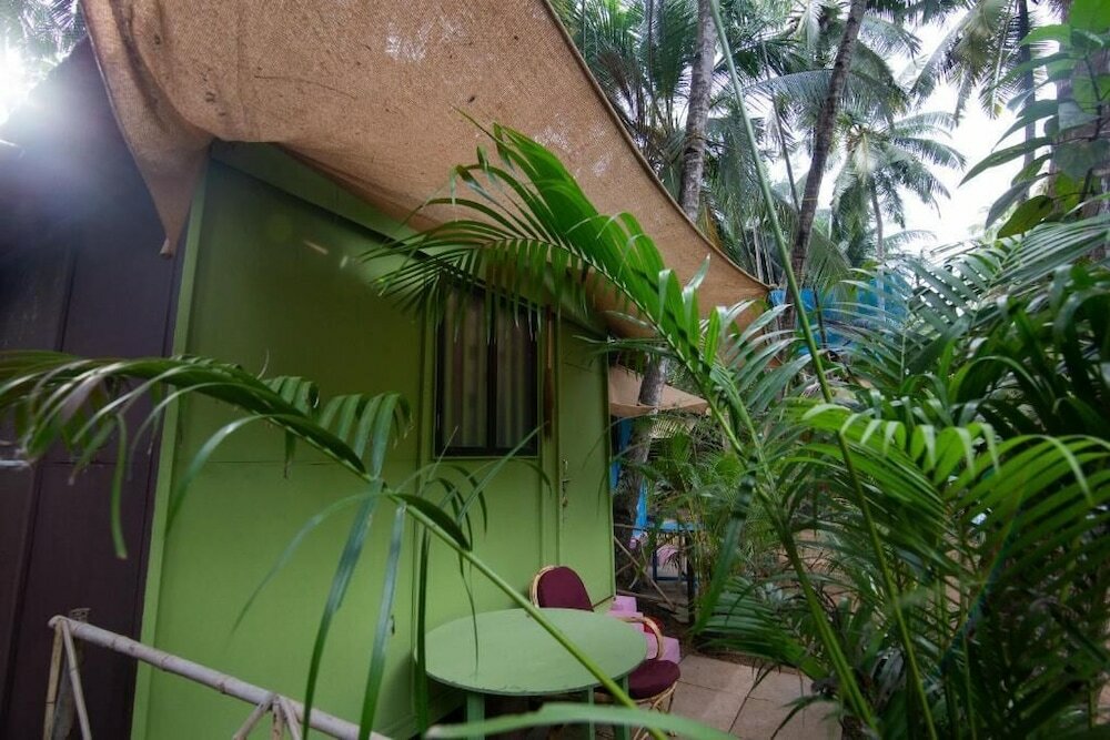 Фото Saturn Beach Cottage