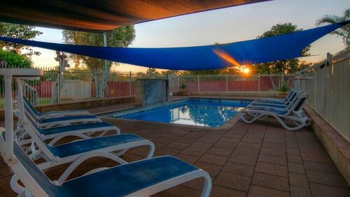 Гостиница Halls Creek Motel