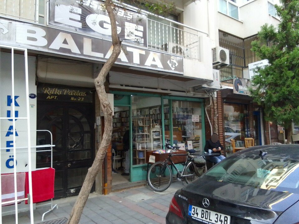 Bookstore Windmill Bookstore, Izmir, photo