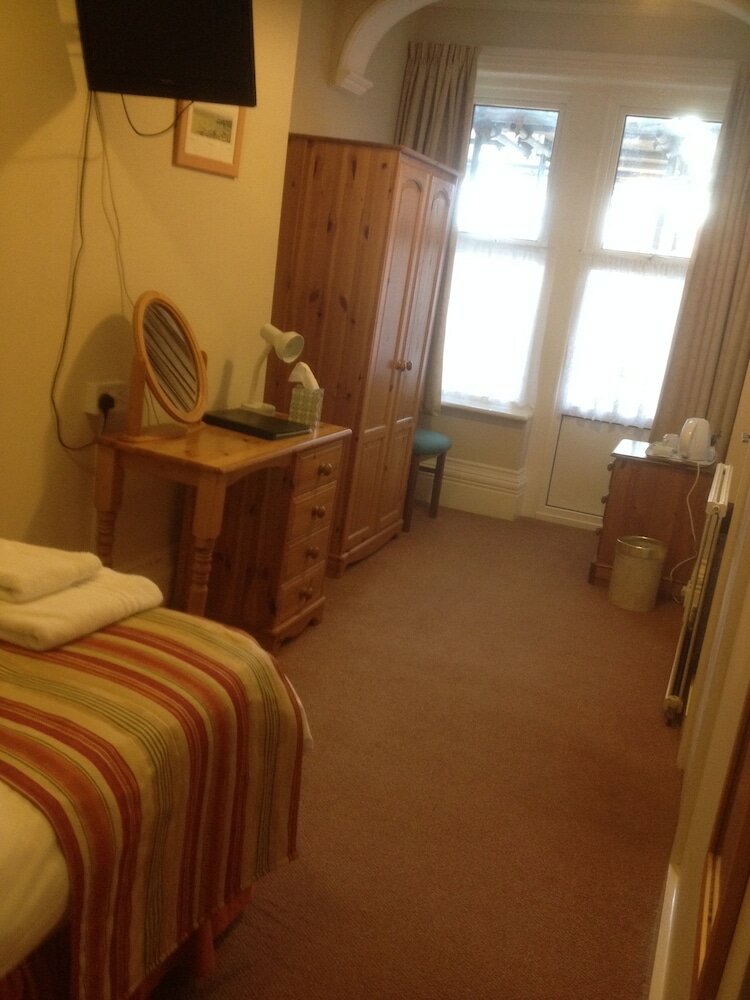 Фото By The Sea Bed and Breakfast