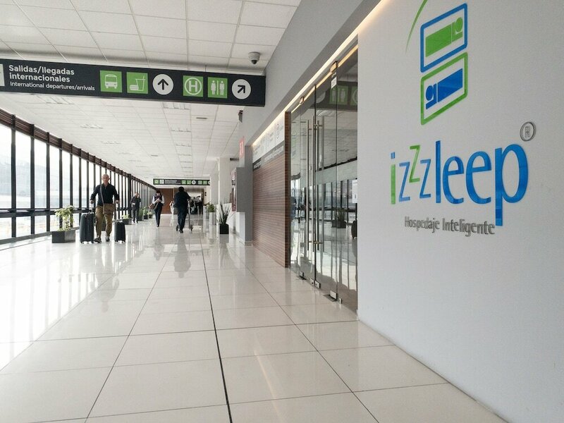 Гостиница Izzzleep Aeropuerto Terminal 1 в Мехико