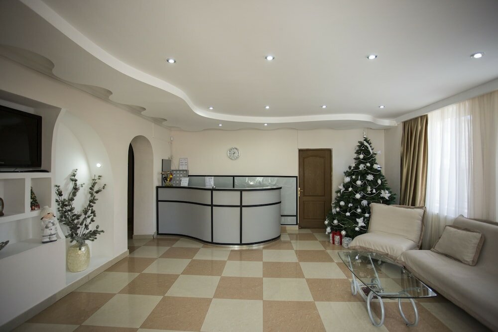 Фото отеля 2