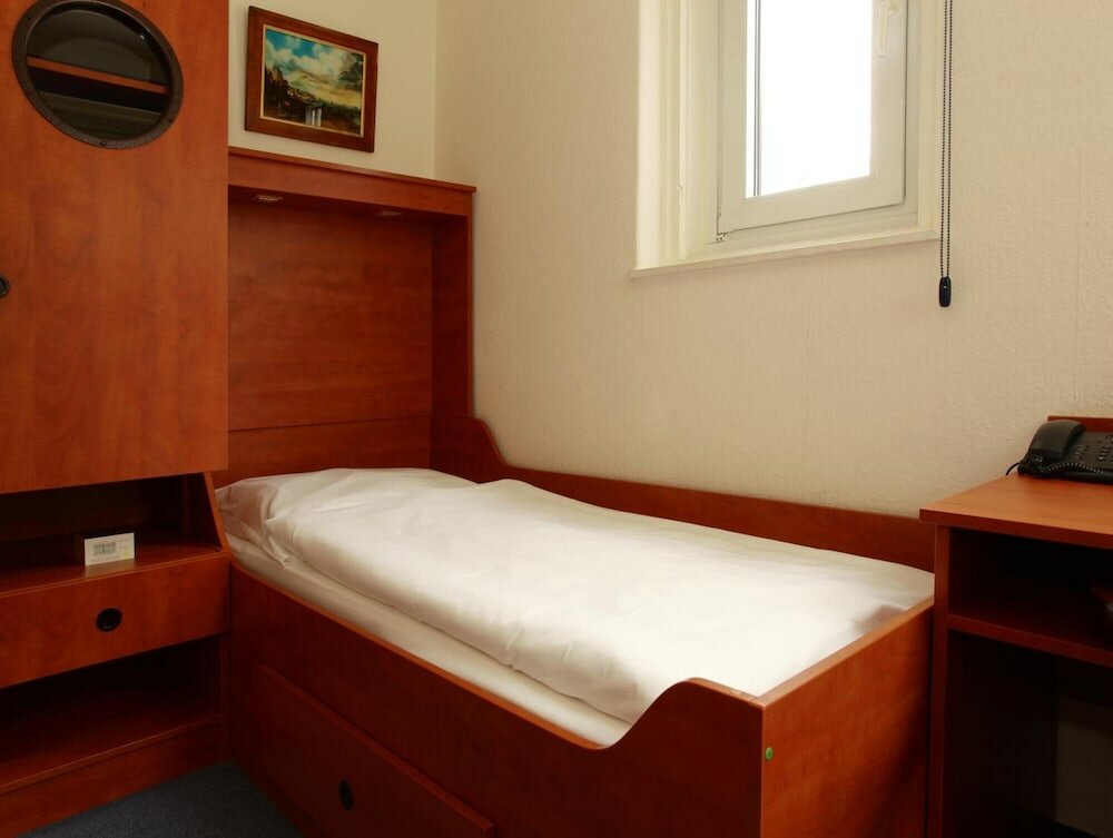 Фото Hotel Bellmoor Im Dammtorpalais