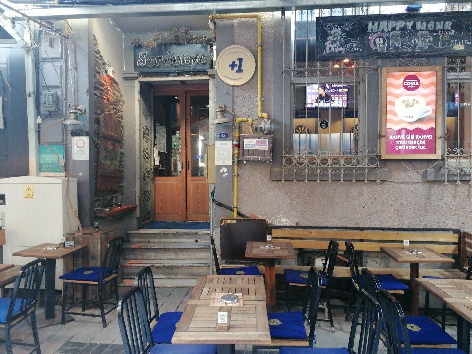 Bar, pub Sardunya Bar, Izmir, photo