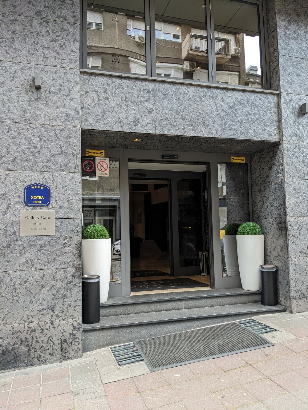 Фото Royal Inn Hotel