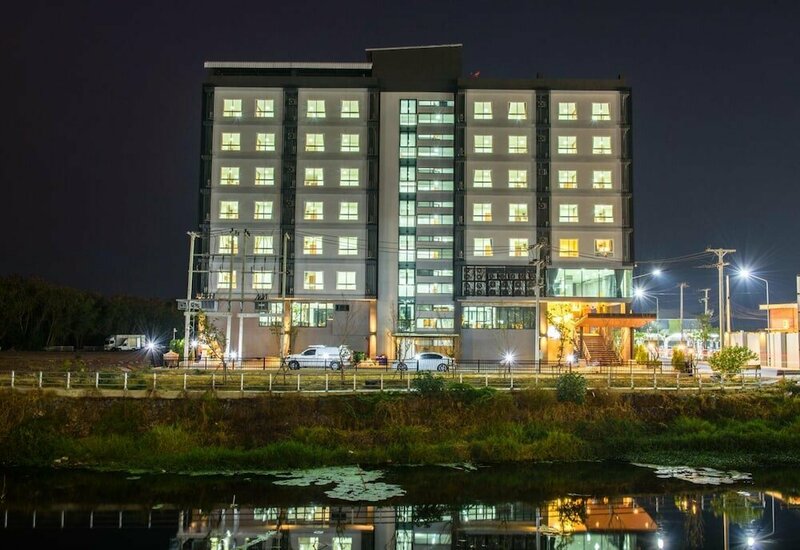 Гостиница De V Loft Hotel