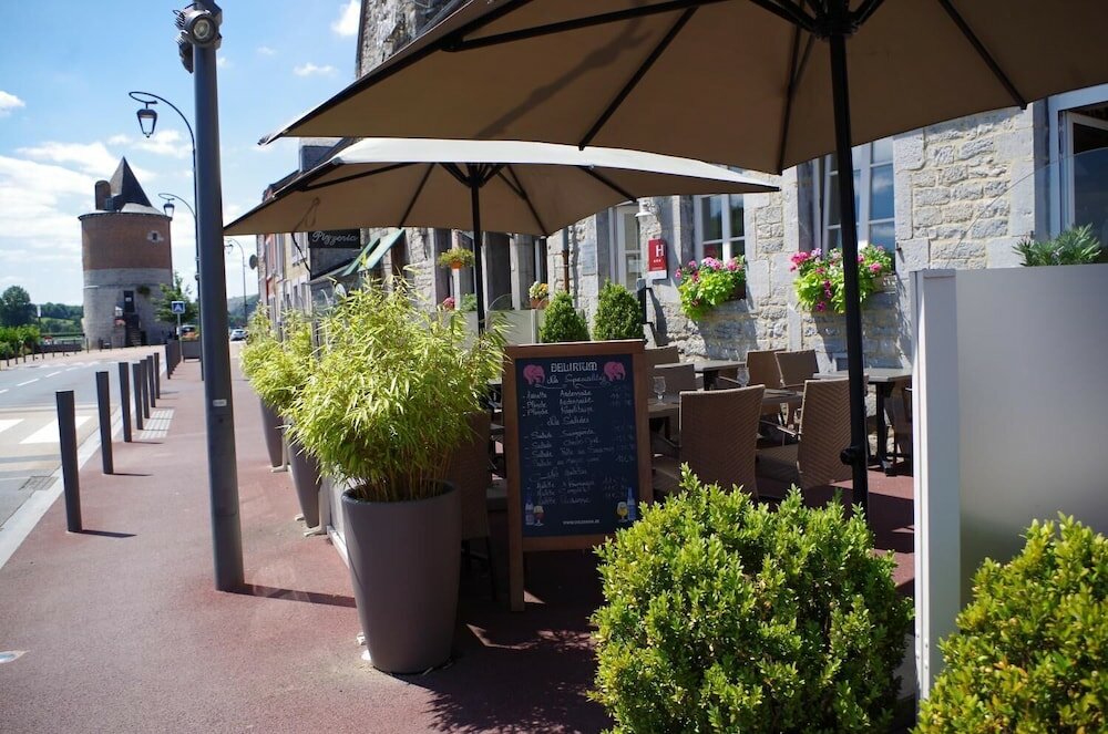 Фото Hôtel Le Roosevelt