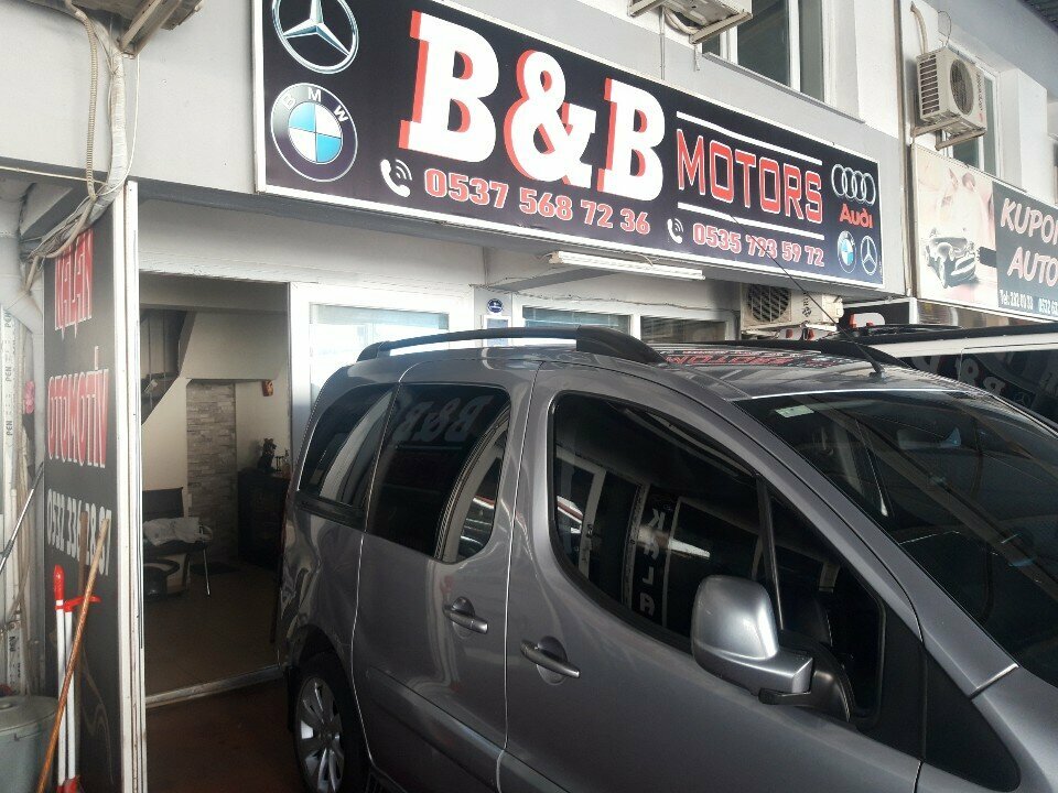 Car dealership B&b Motors, Izmir, photo