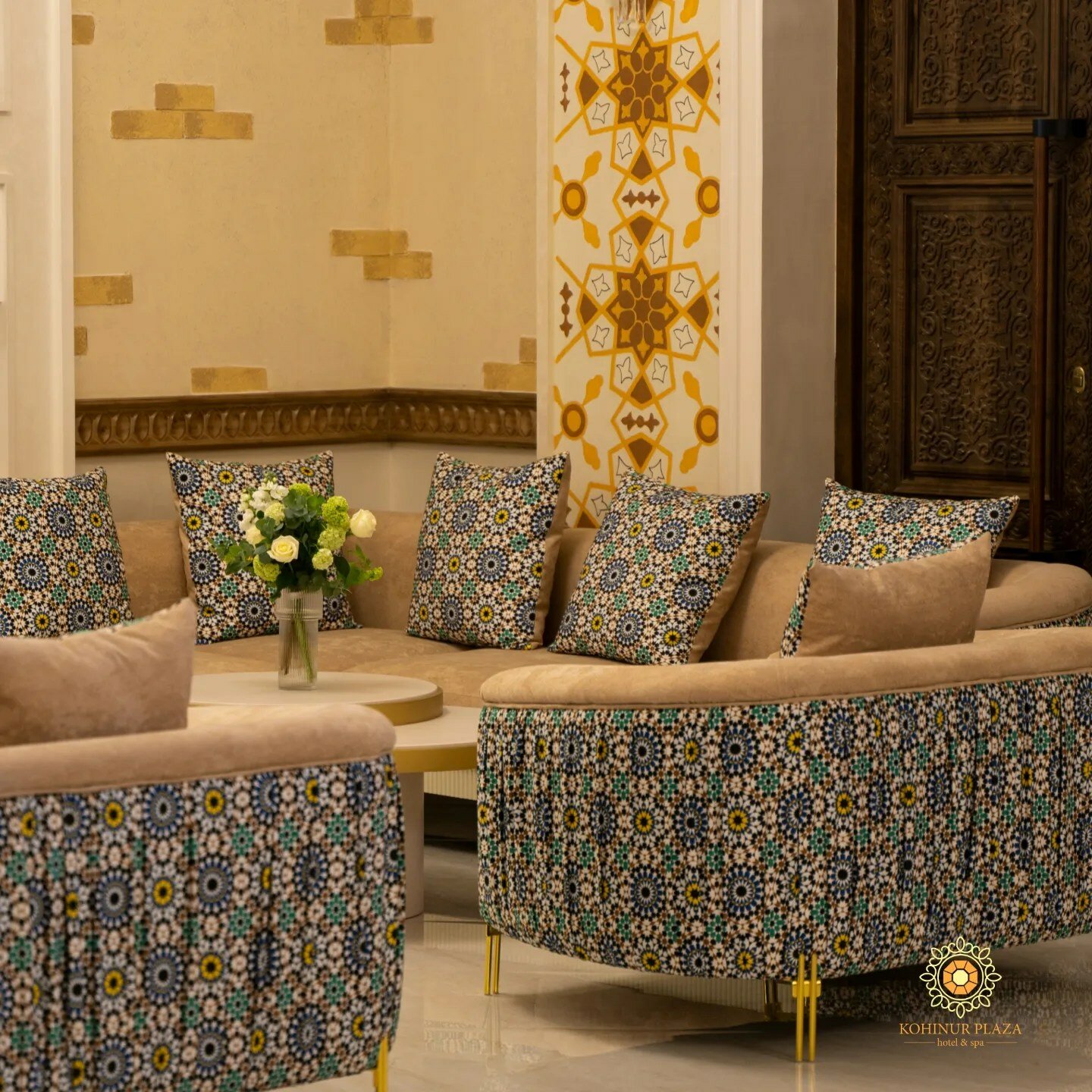 Фото Kohinur Plaza