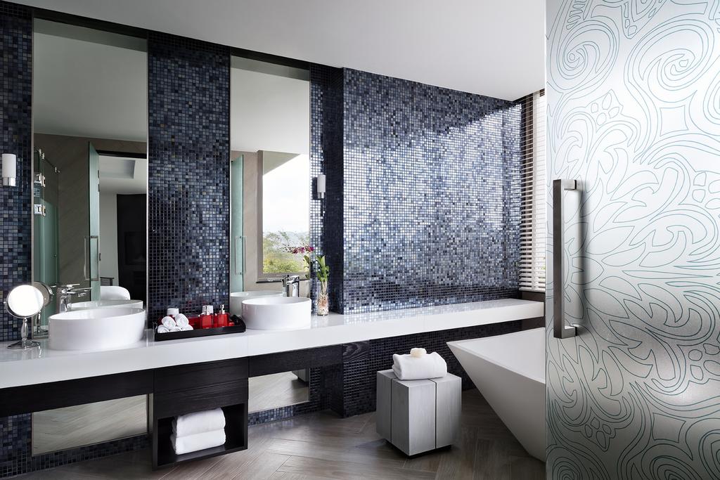 Фото The Pavilions Phuket