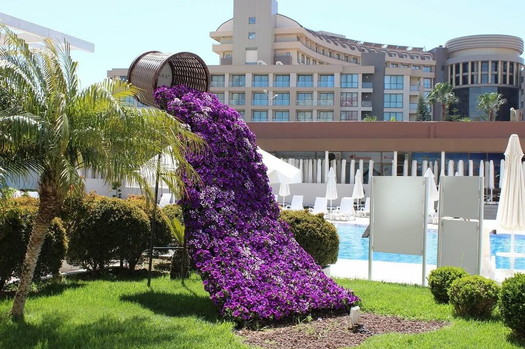 Landscape design Verticalle, Antalya, photo