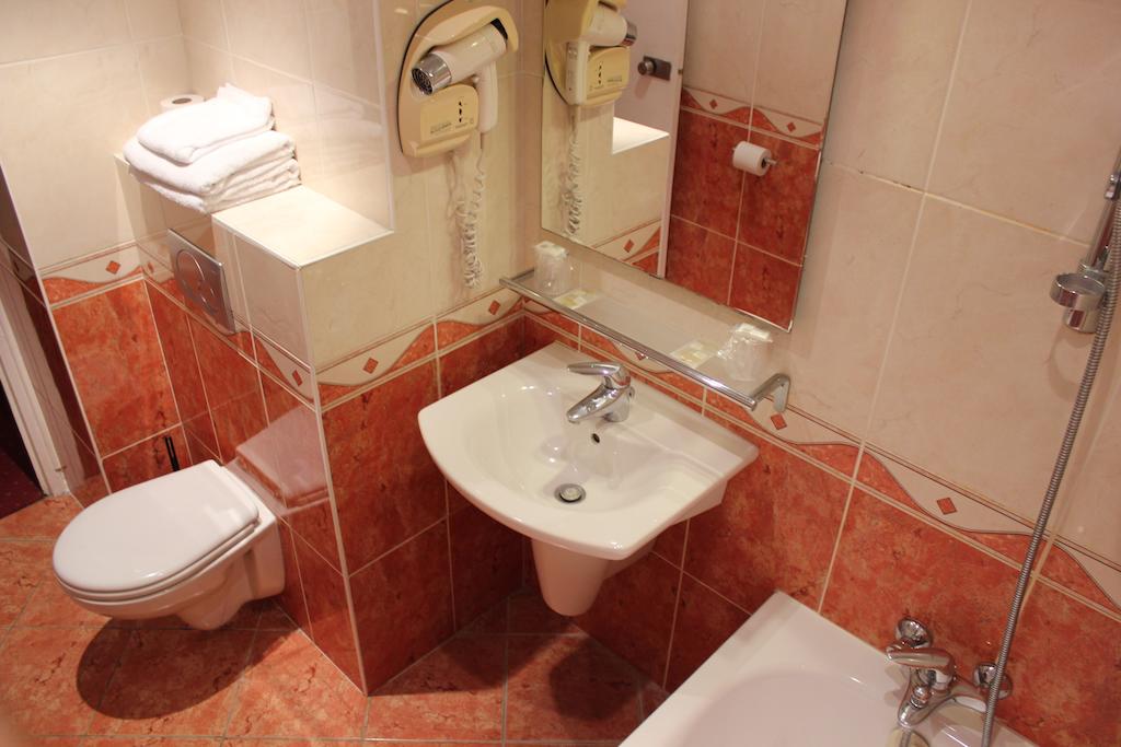 Фото Hôtel Metropol