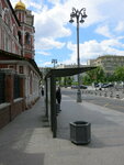 Kitay-Gorod Metro Station (Slavyanskaya Square, 2/5/4), i̇ctimai nəqliyyatın dayanacağı