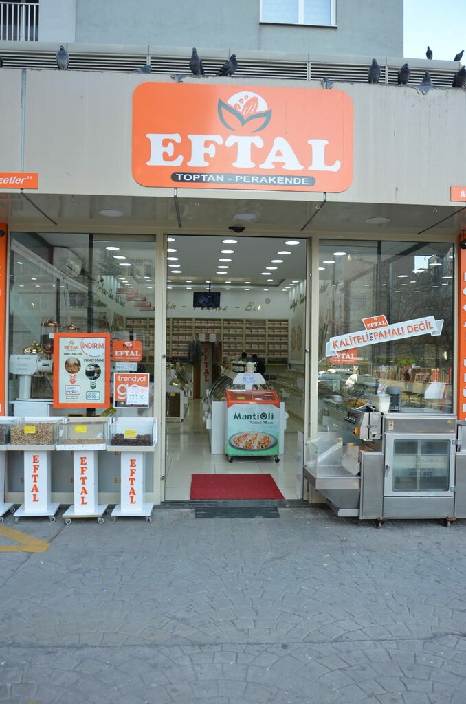Nuts, snacks, dried fruits Eftal Nuts, Istanbul, photo
