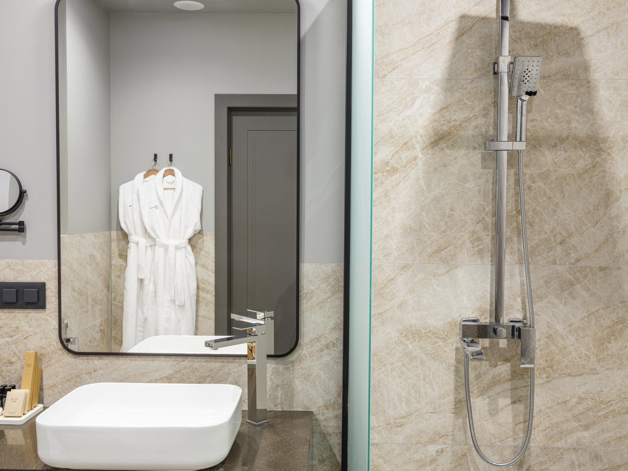 Фото Алхимист