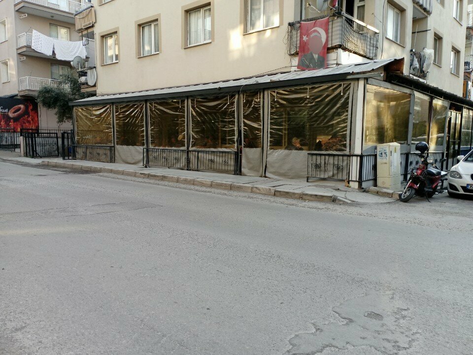 Gaming club Isildak Kiraathanesi, Izmir, photo