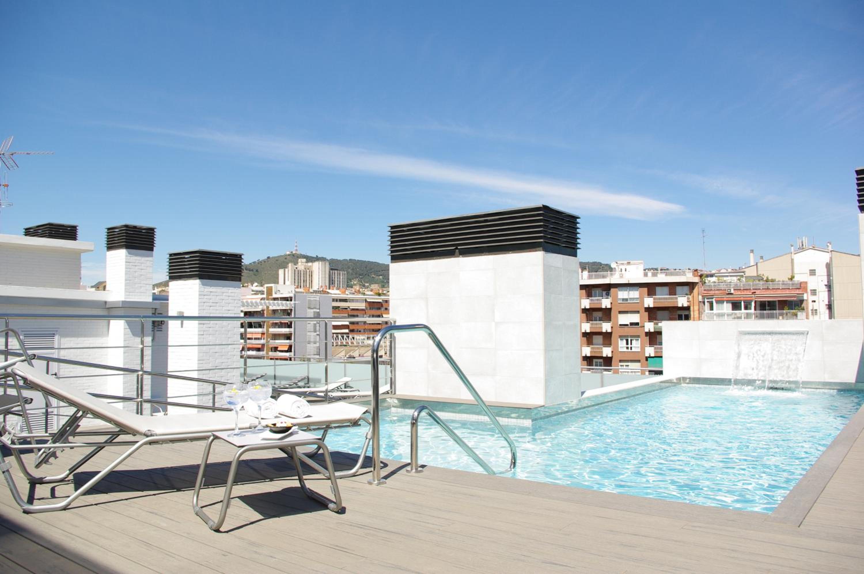 Фото 08028 Apartments