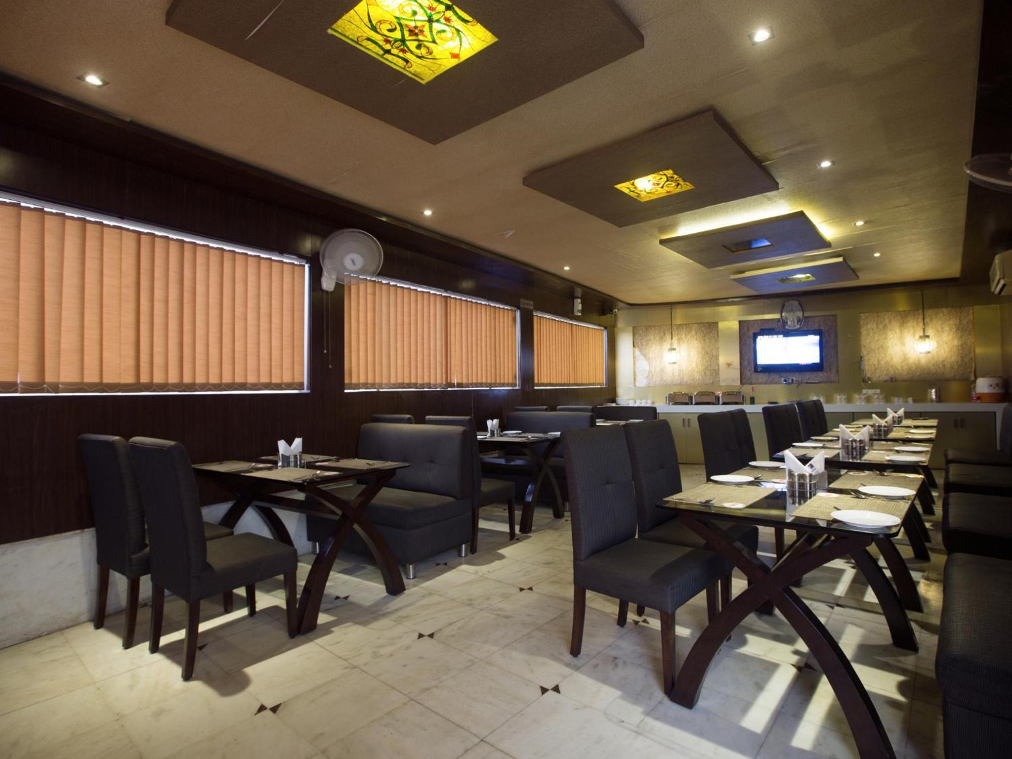 Фото Krishina Hotel