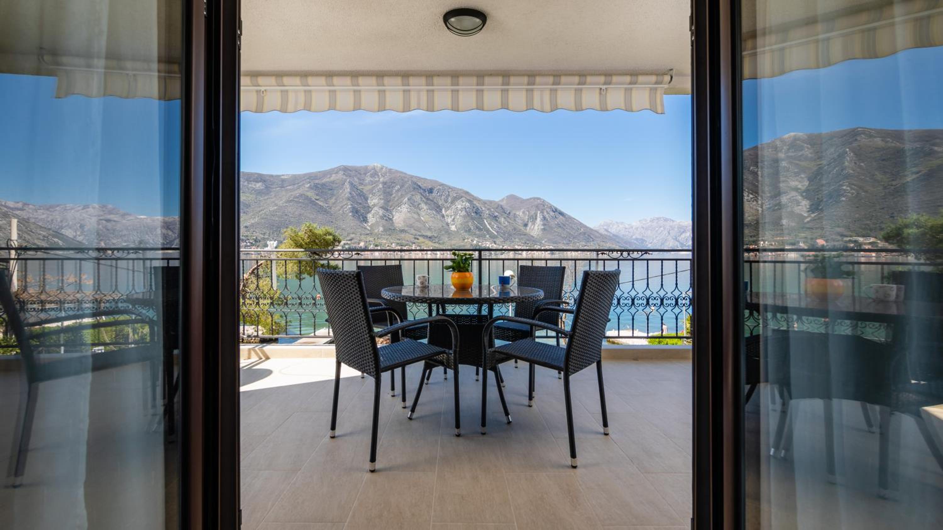 Фото Apartments Miramar