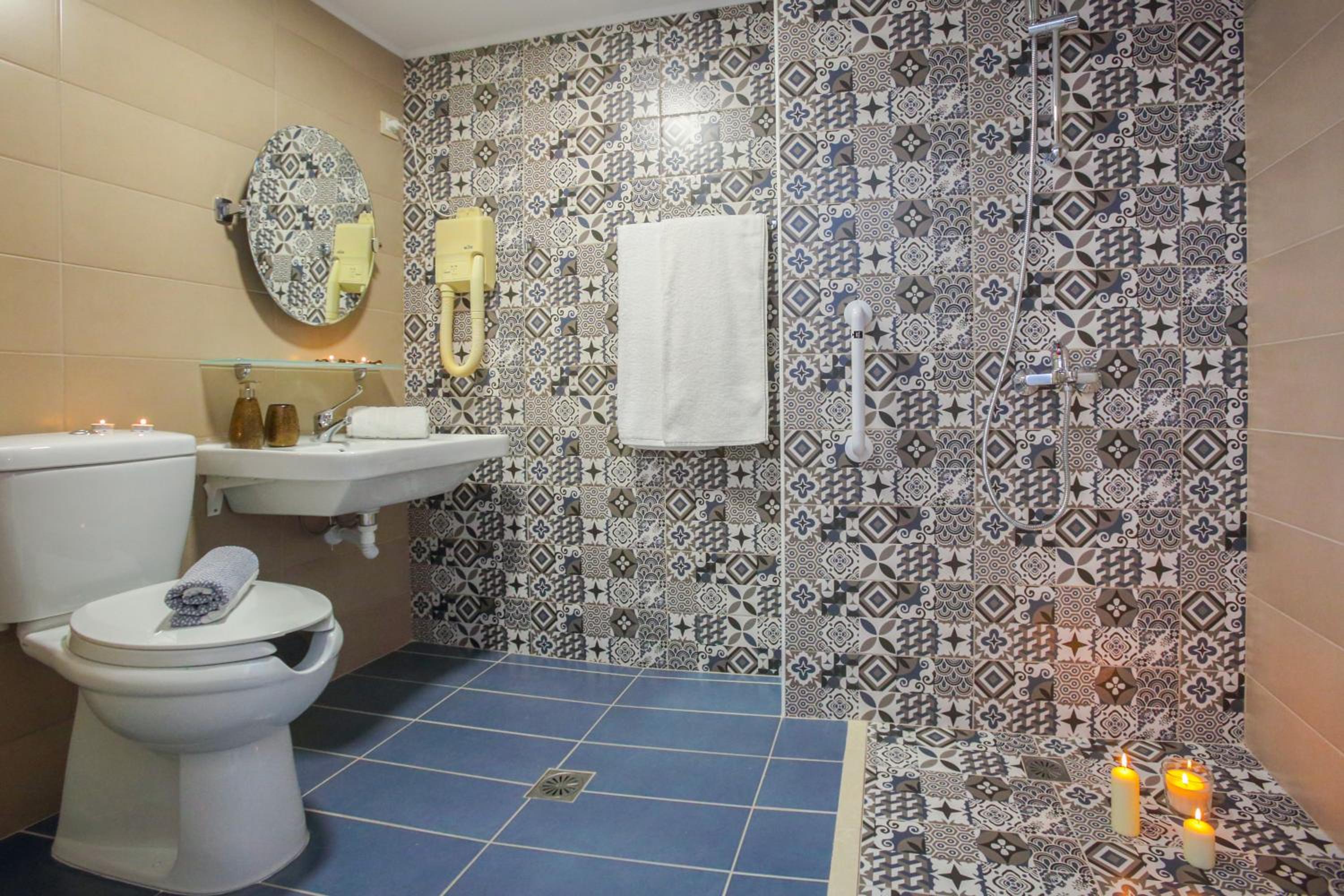 Фото Happy Days Studios