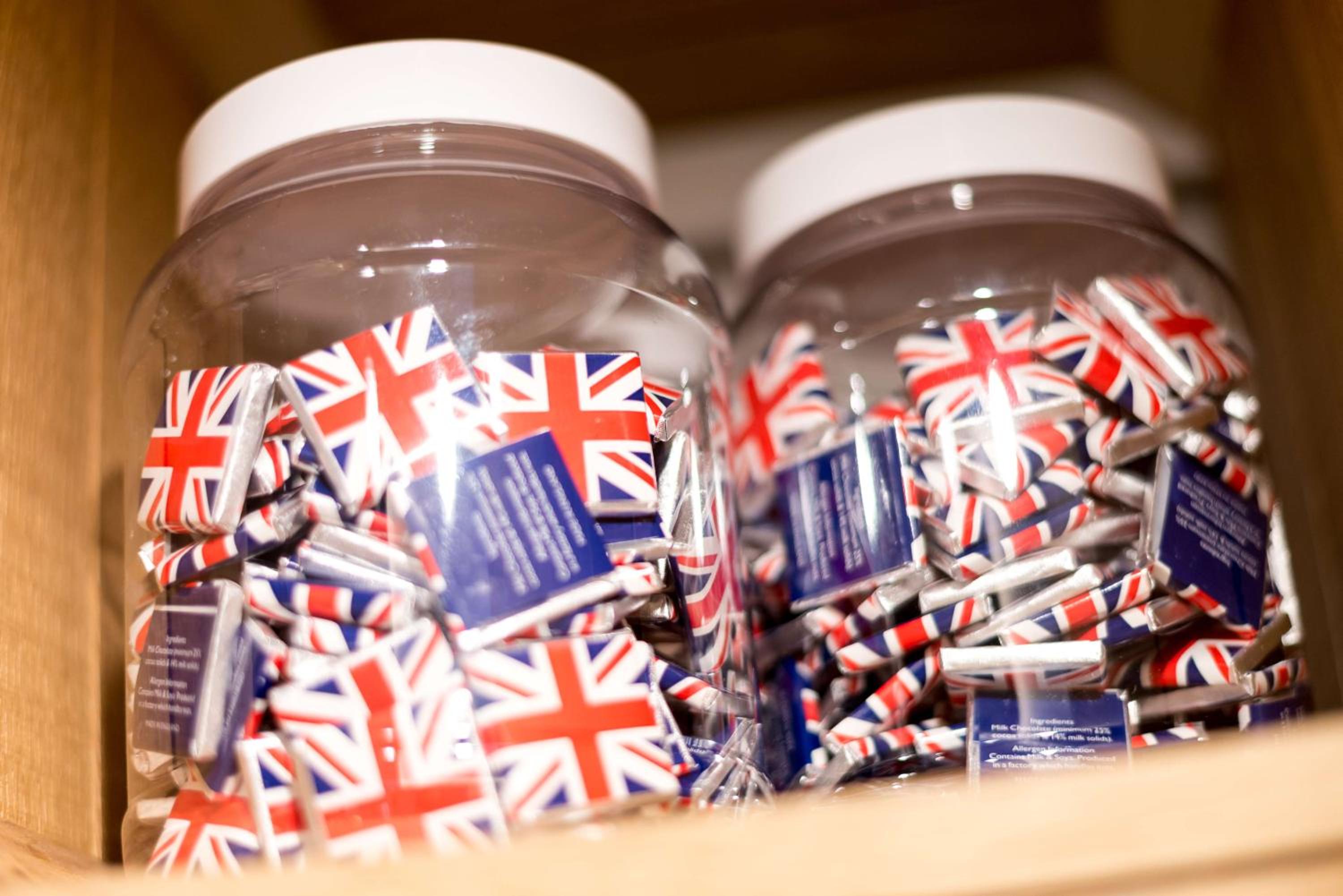 Фото Hilton Garden Inn Luton North