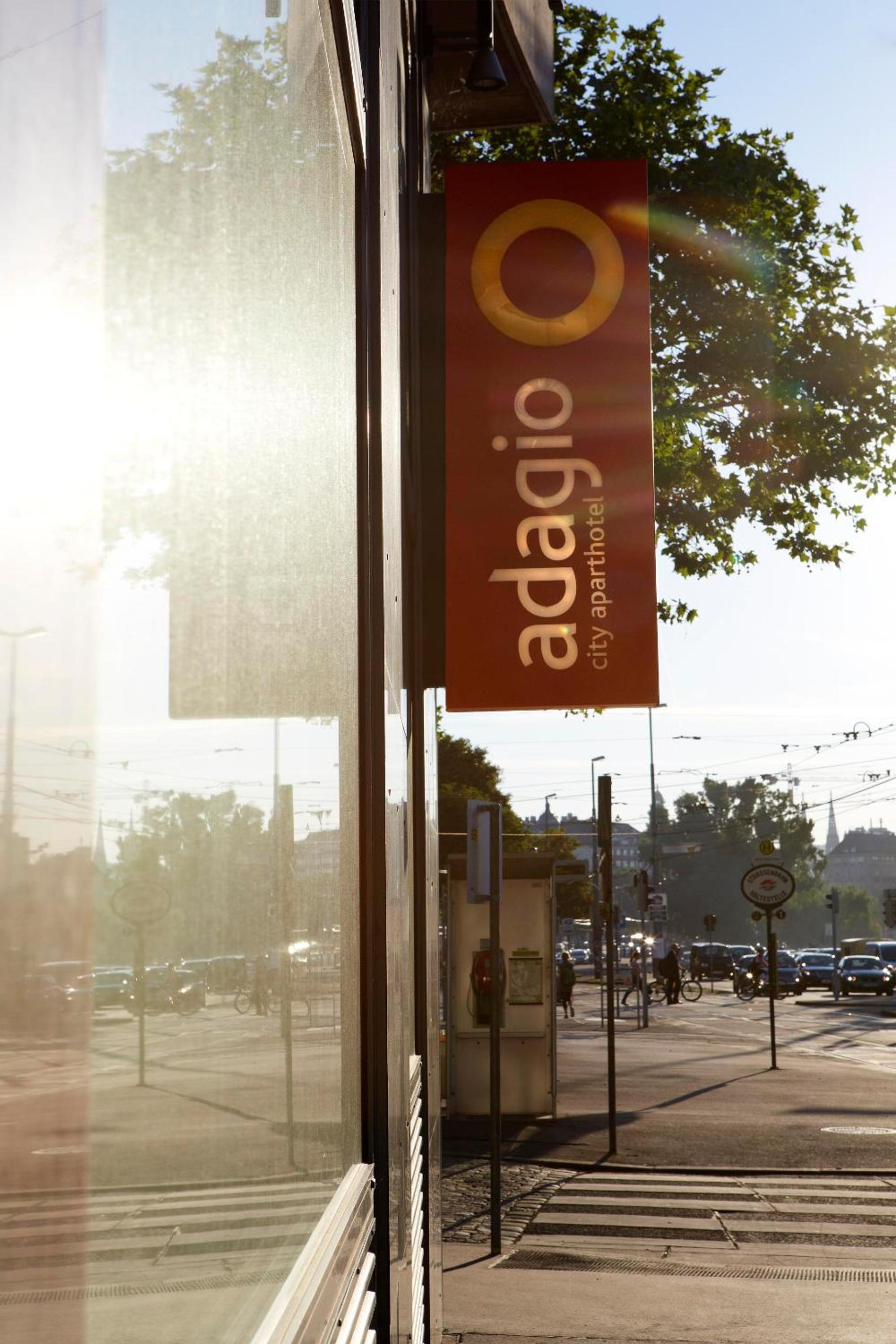 Фото Aparthotel Adagio Vienna City