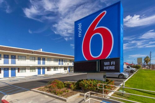 Гостиница Motel 6 Phoenix, Az - North Bell Road в Финиксе