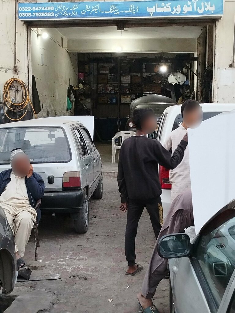 Auto parts and auto goods store Bilal auto car auto saparpart shope, Lahore, photo