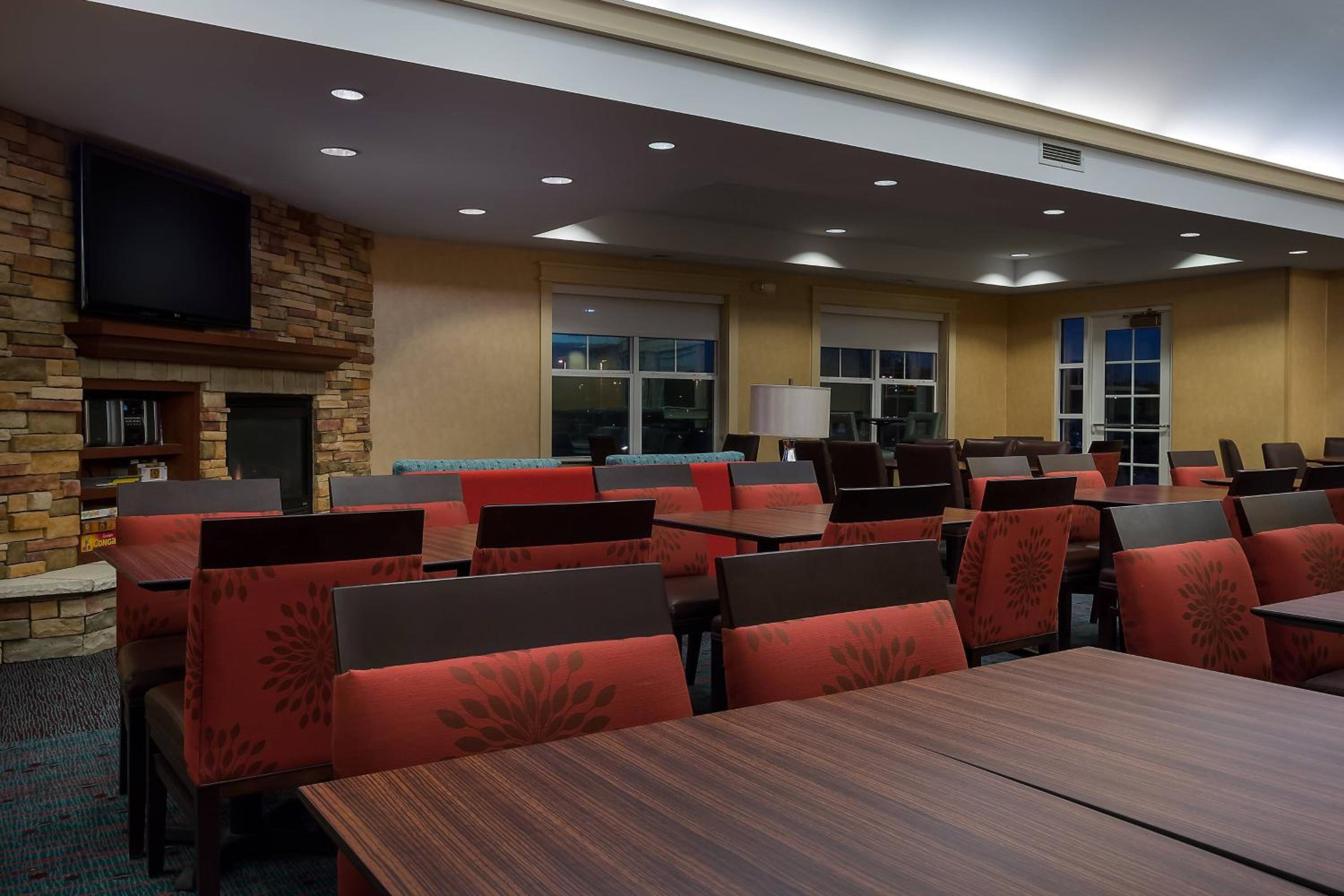 Фото Residence Inn by Marriott Madison West/Middleton