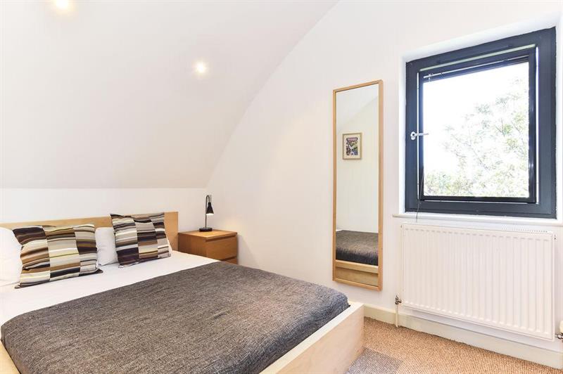 Фото Borough Market Apartments