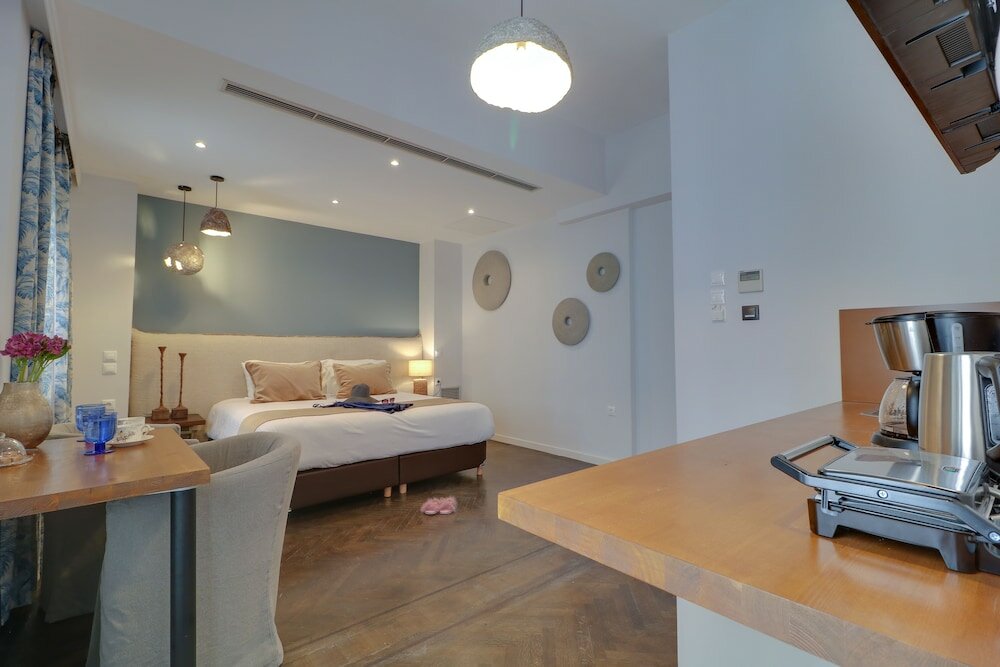 Фото AthiNN Residence