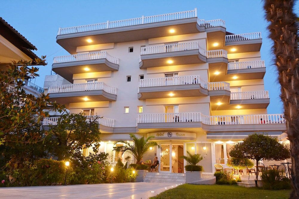 Фото отеля 1