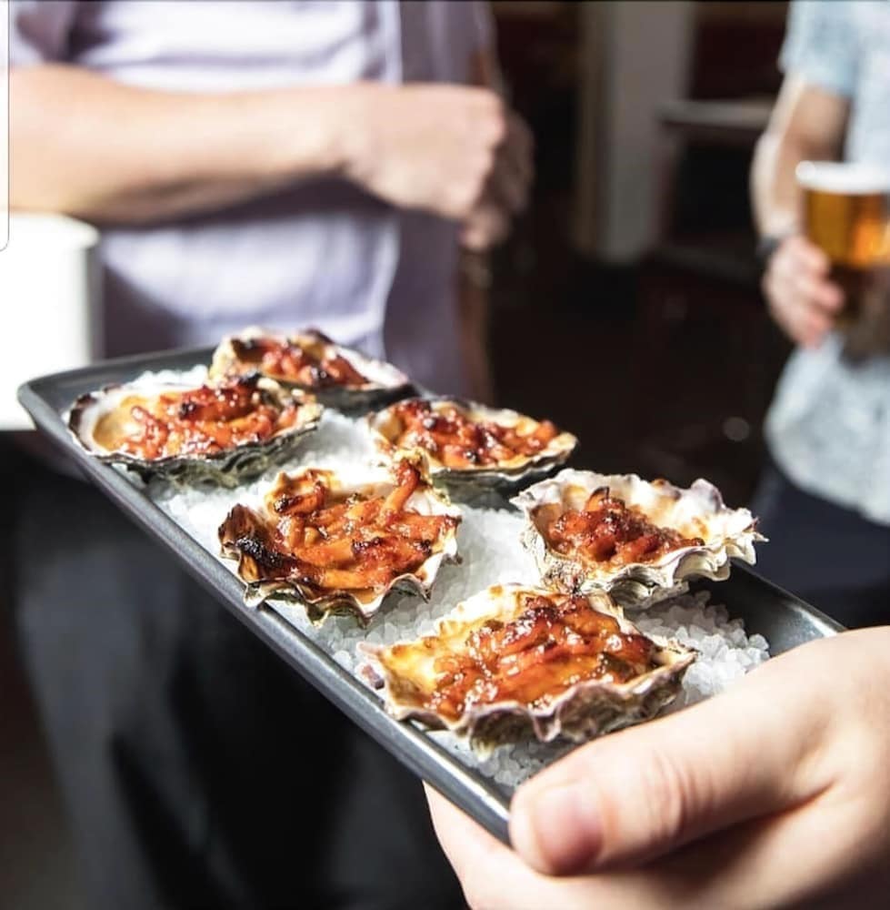 Фото The Cavenagh Hotel