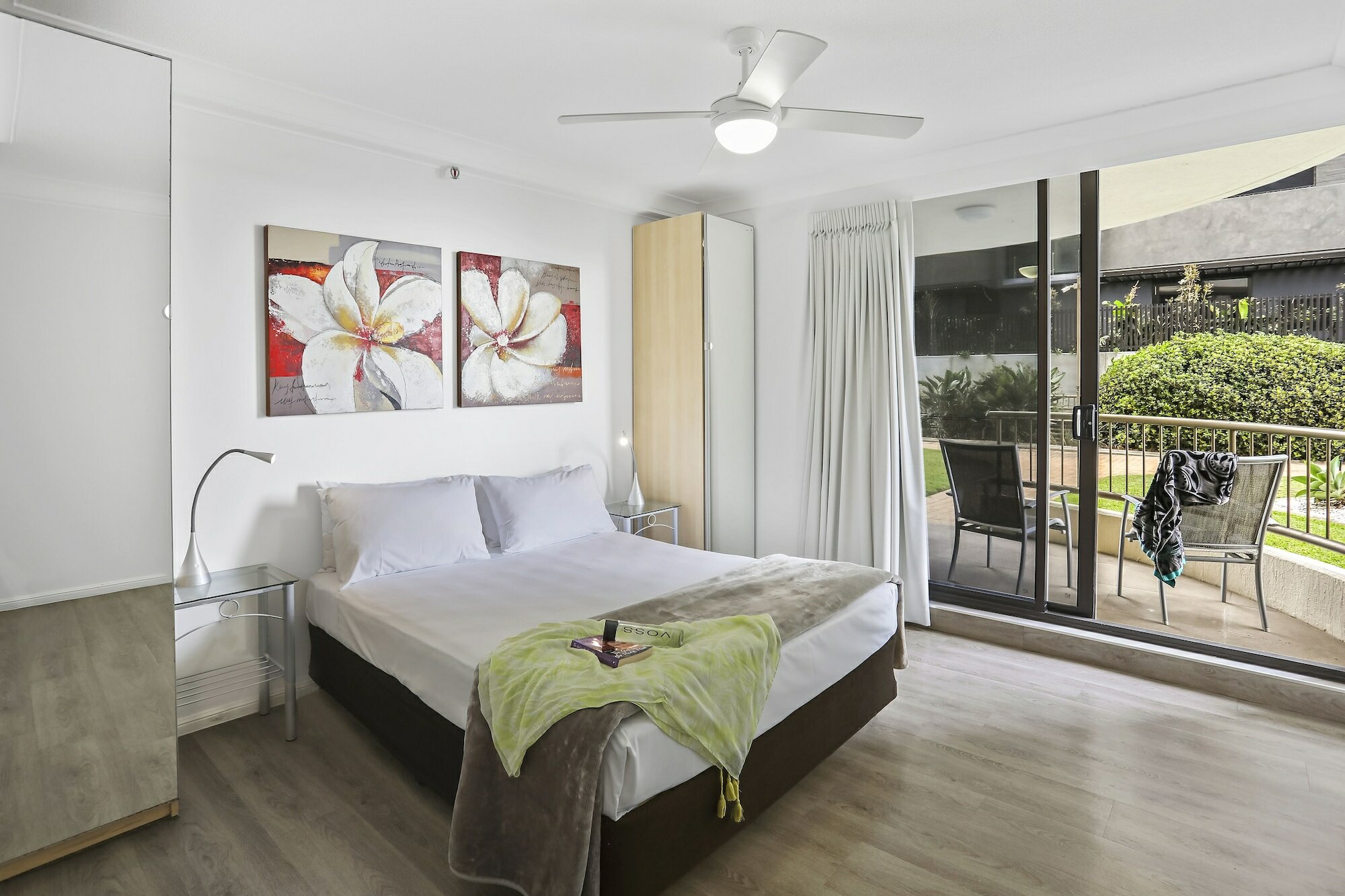 Фото Boulevard North Holiday Apartments