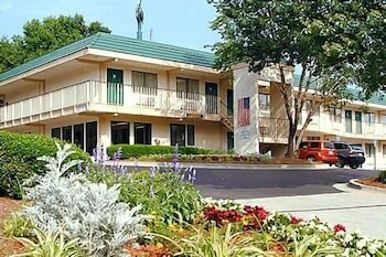 Фото Masters Inn Atlanta - Doraville at I-85 & 285