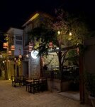 Meczup AlacatI Meyhane (İzmir, Cesme District, Alaçatı Mah., 11043 Sok., 11), restaurant