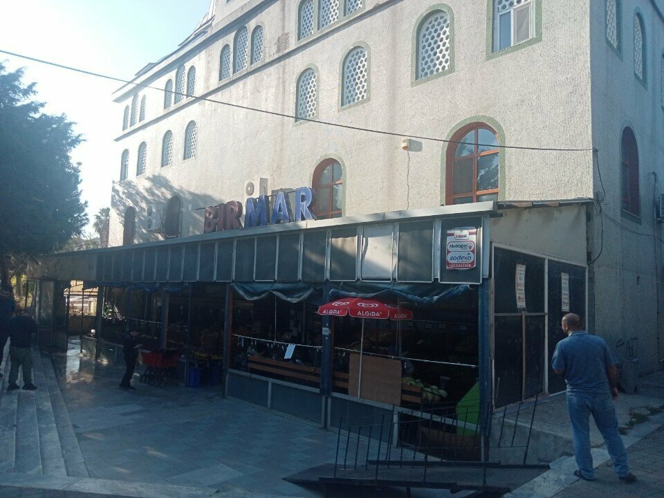 سوق كبير للأغذية Birmar Hipermarketleri Head Office ، اسطنبول، صورة
