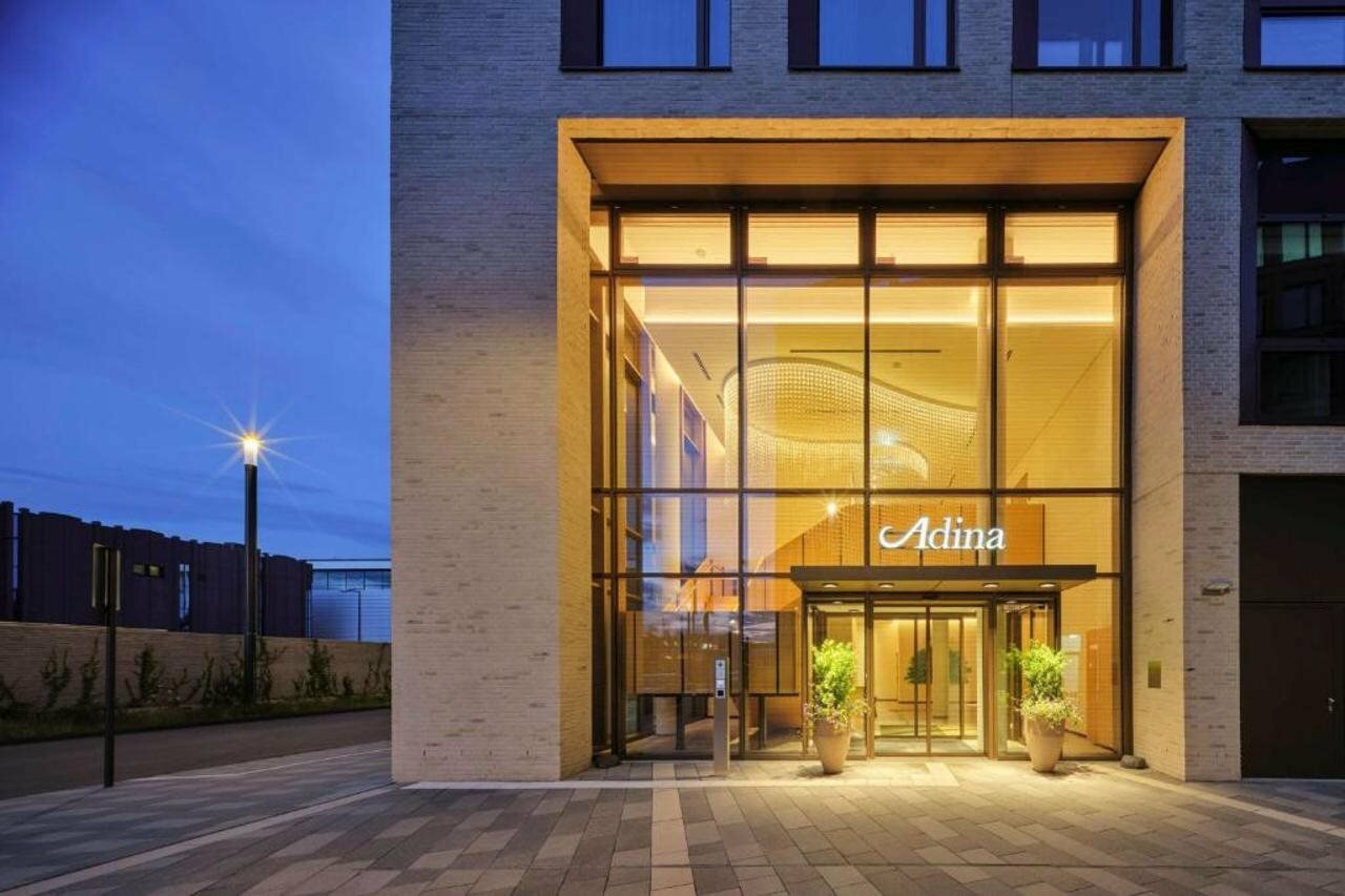 Фото Adina Apartment Hotel Cologne