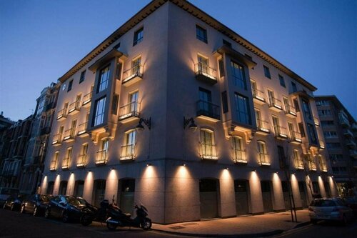 Внешний вид отеля Отель Nexus Valladolid Suites & Hotel в Вальядолиде, фото 1