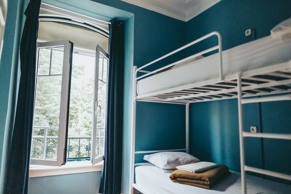 Фото Urban Garden Hostel