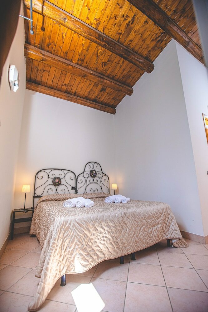 Фото Nuovo Castello Crisilio