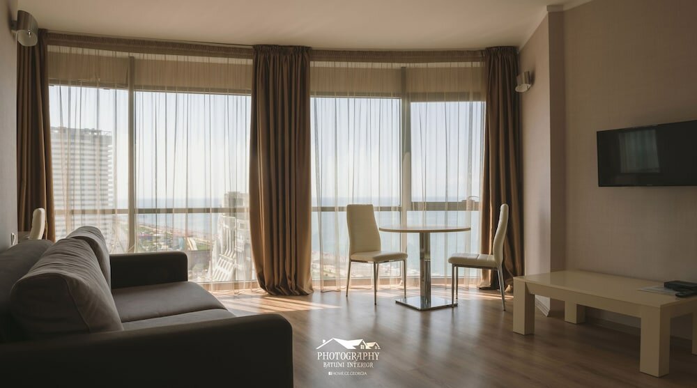 Фото Silk Road Sea Towers Batumi Apart Hotel