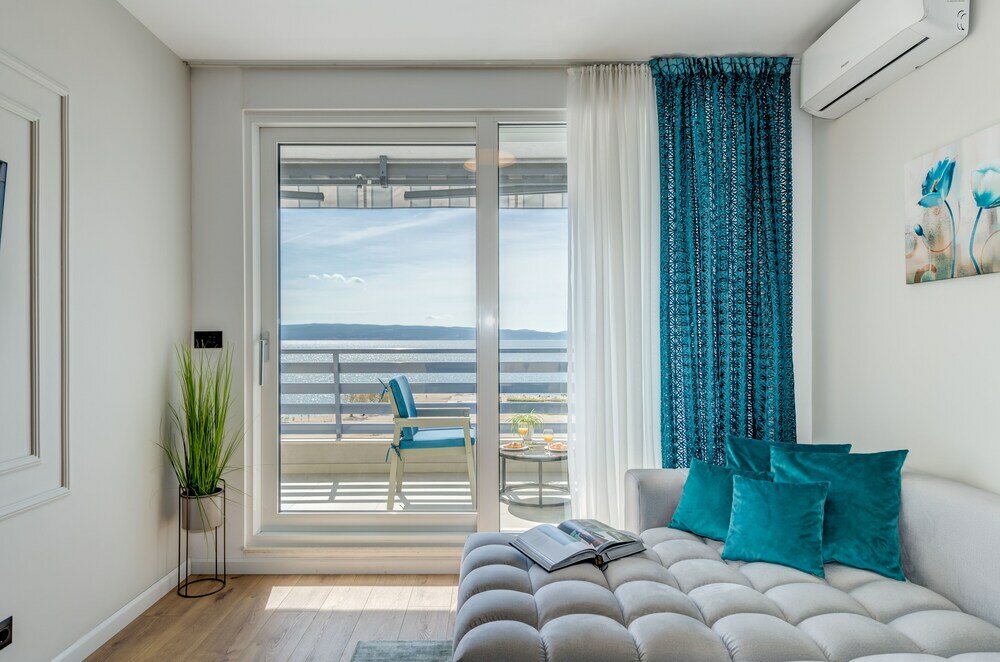 Фото Beachfront Holiday Apartments