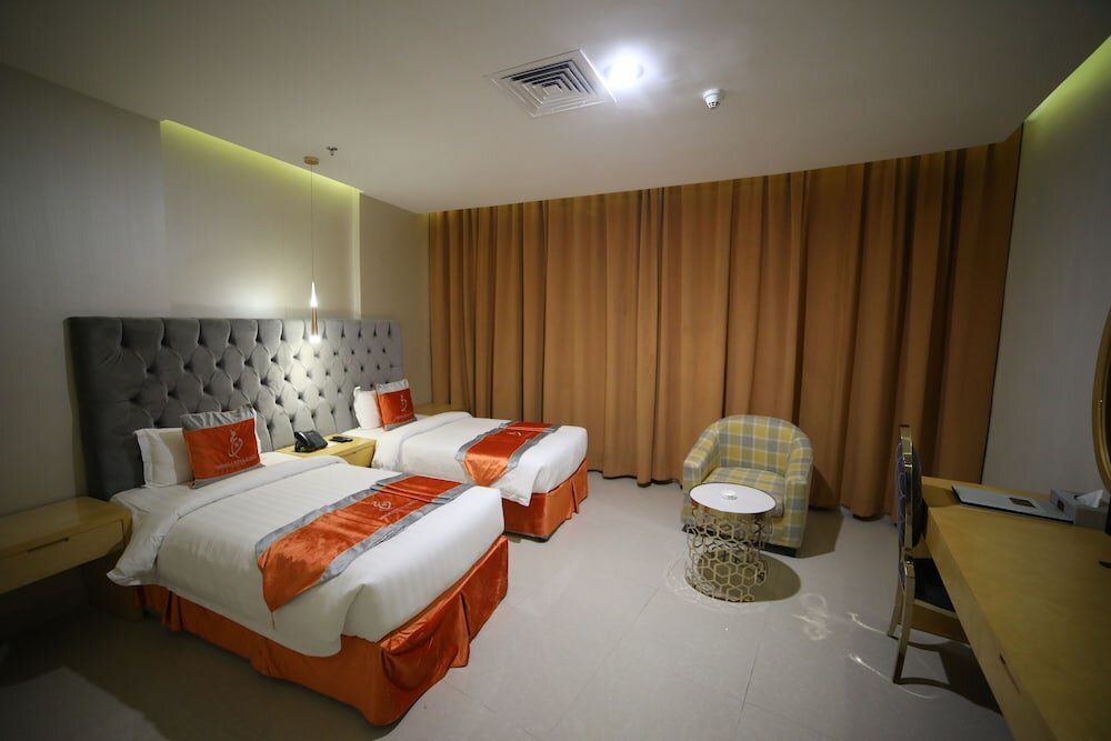 Фото Wahaj Boulevard Hotel